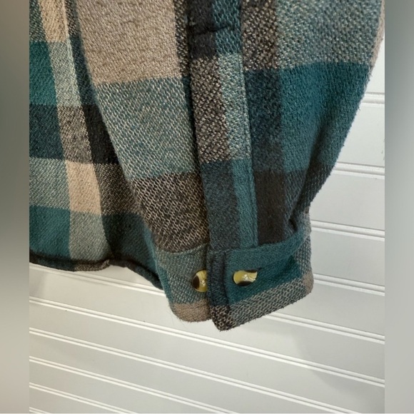 Hickory Shirt Co. men’s XL plaid button down long sleeve heavy duty work shirt - Picture 9 of 10